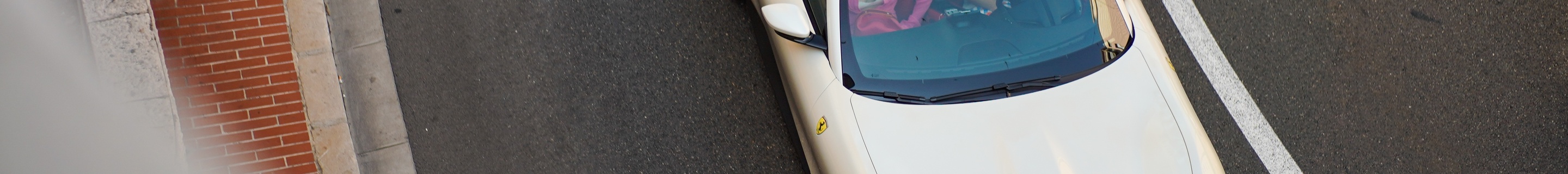 Ferrari Roma Spider