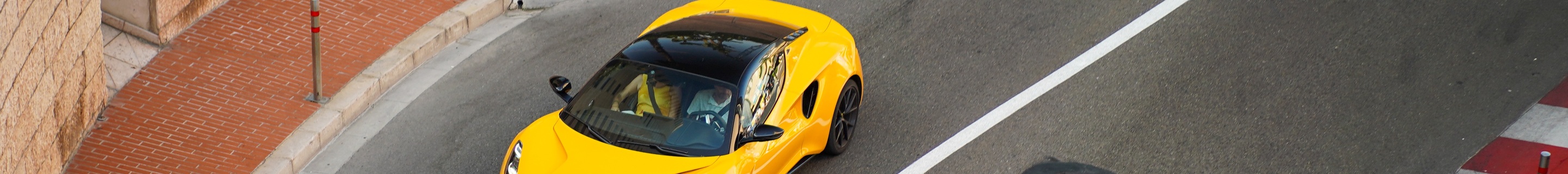 Lotus Emira