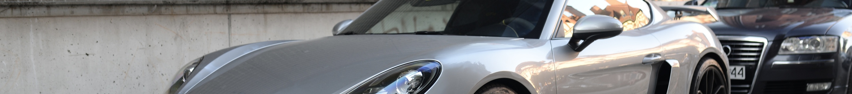 Porsche 718 Cayman GT4