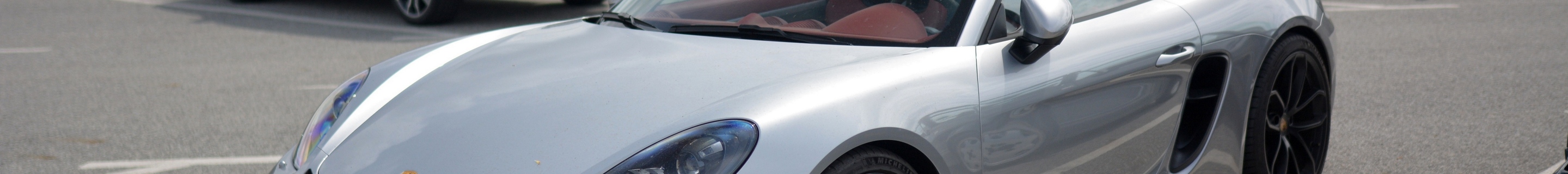 Porsche 718 Spyder