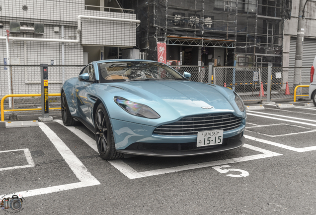 Aston Martin DB11
