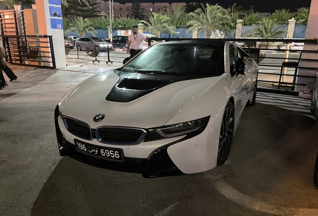 BMW i8