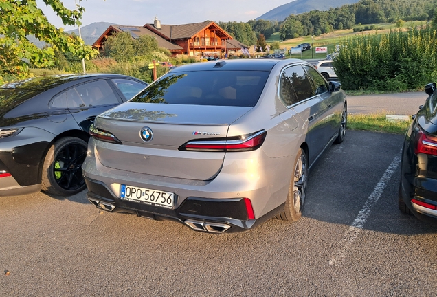 BMW M760e xDrive