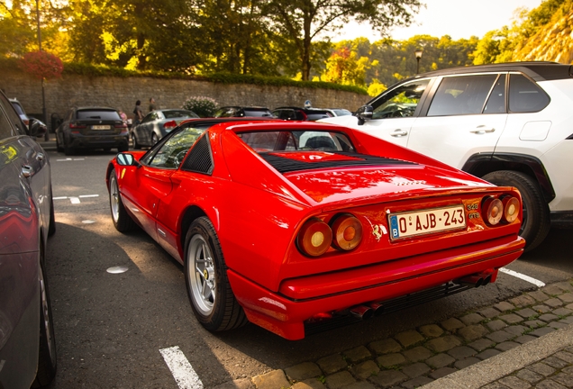 Ferrari 328 GTS
