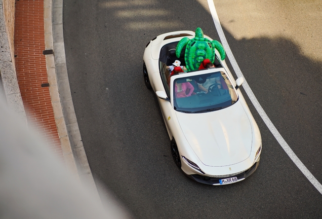 Ferrari Roma Spider