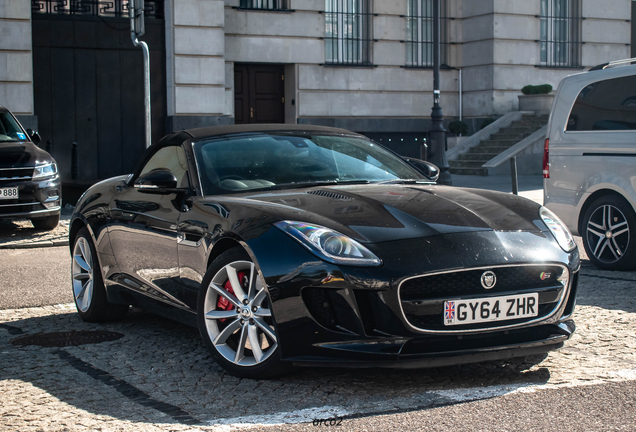 Jaguar F-TYPE S Convertible