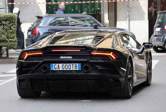 Lamborghini Huracán LP640-4 EVO