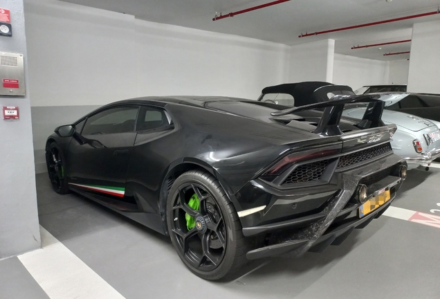 Lamborghini Huracán LP640-4 Performante