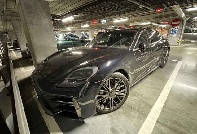 Porsche 972 Panamera Turbo S E-Hybrid