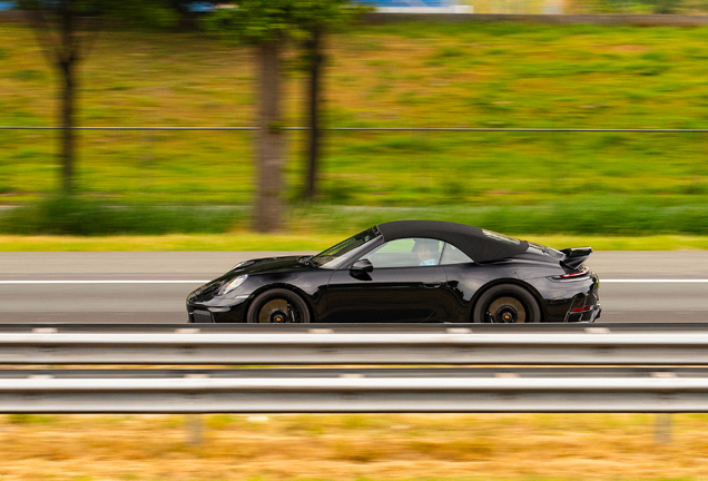 Porsche 992 Carrera 4 GTS Cabriolet MkII