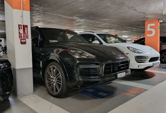 Porsche Cayenne Turbo S E-Hybrid