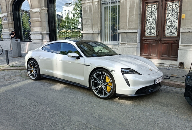 Porsche Taycan Turbo S