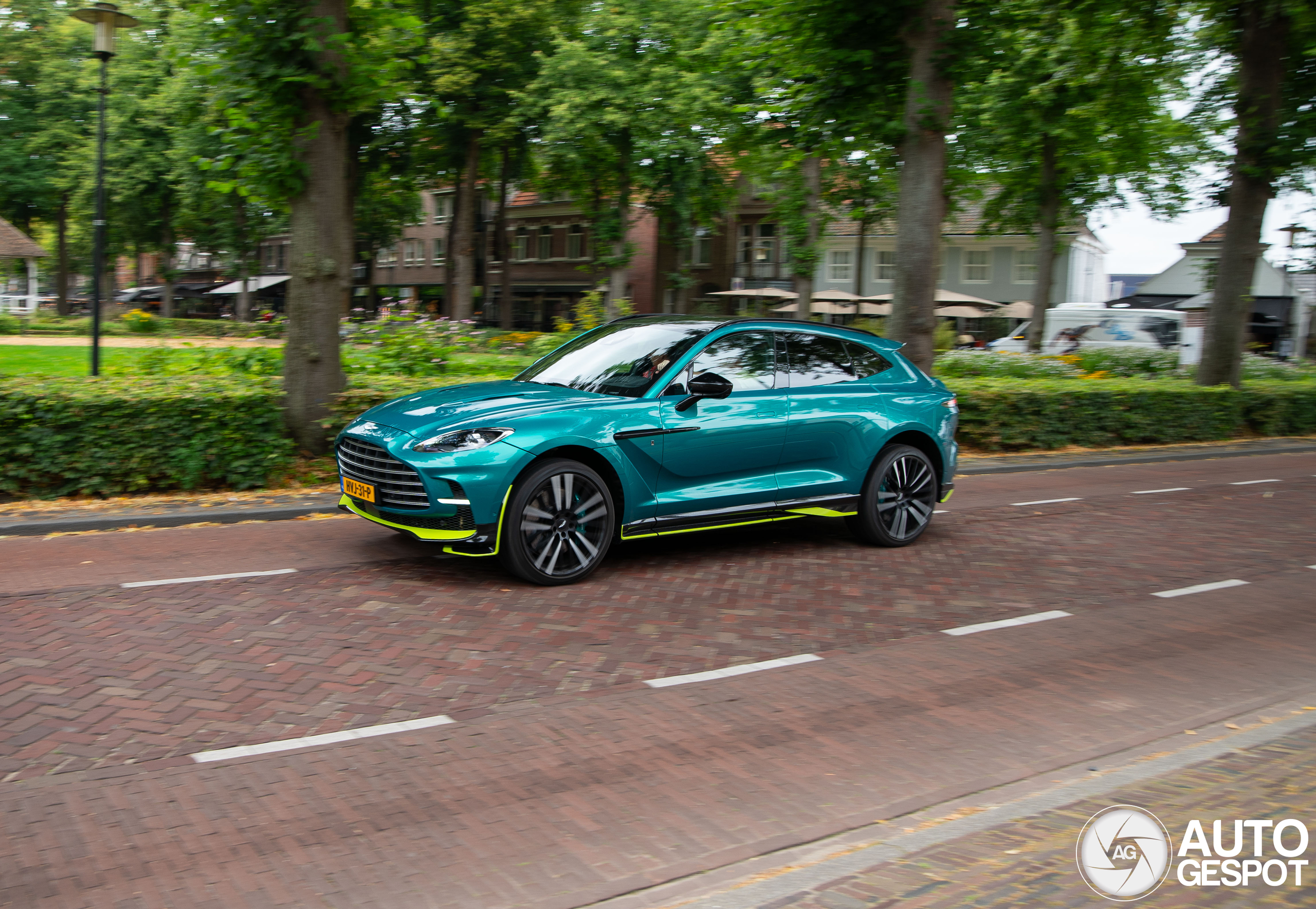 Aston Martin DBX707 AMR Edition is een eerbetoon aan de F1