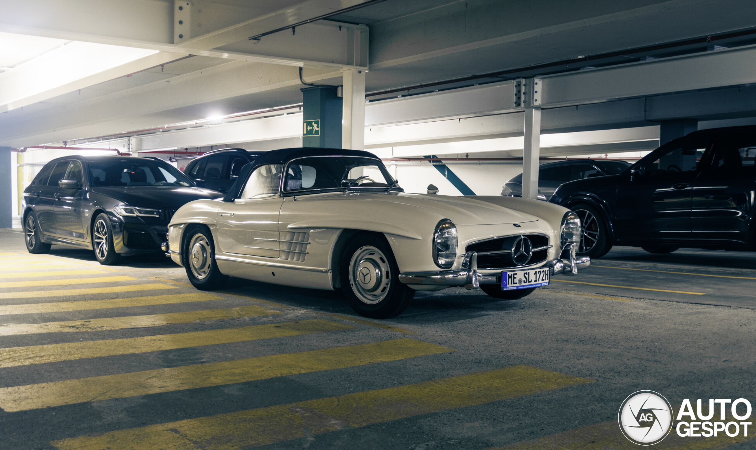 Mercedes-Benz 300SL Roadster