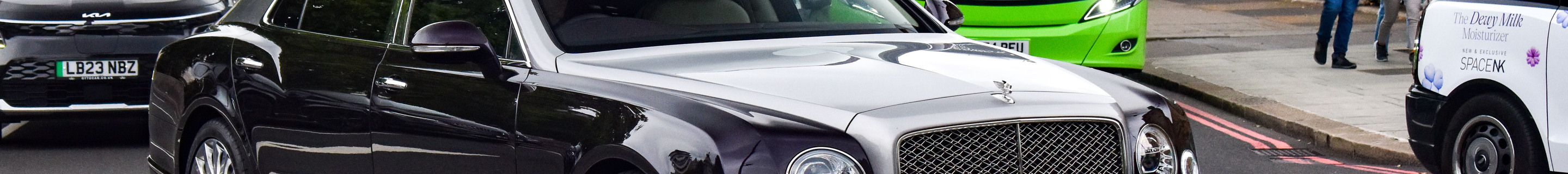 Bentley Mulsanne EWB 2016