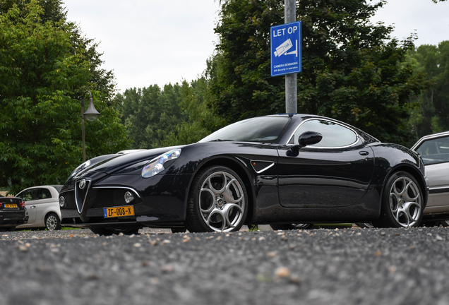 Alfa Romeo 8C Competizione