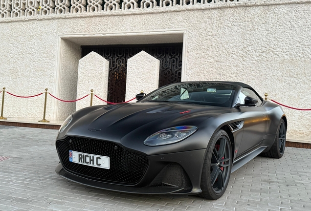 Aston Martin DBS Superleggera Volante