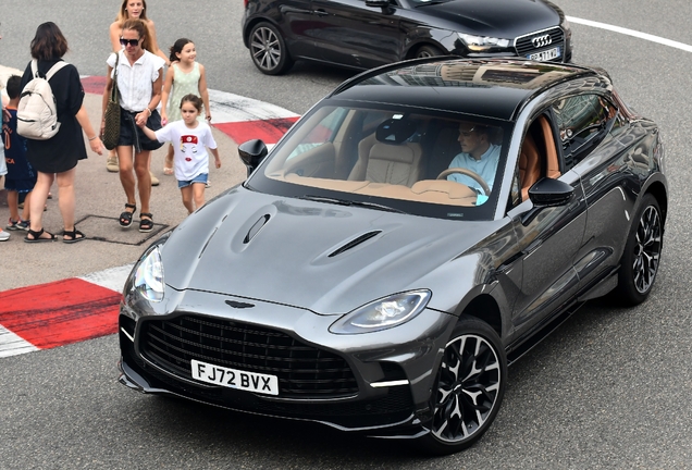 Aston Martin DBX707