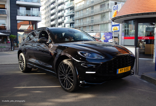 Aston Martin DBX707