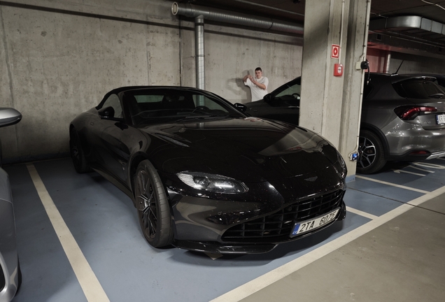 Aston Martin V8 Vantage Roadster 2020
