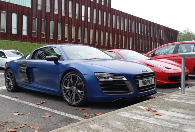 Audi R8 V10 Plus 2013