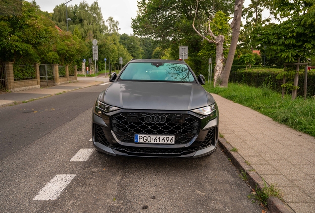 Audi RS Q8 2024
