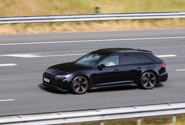 Audi RS6 Avant C8