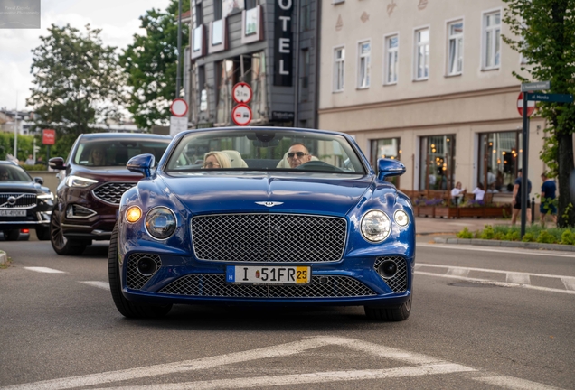 Bentley Continental GTC 2019