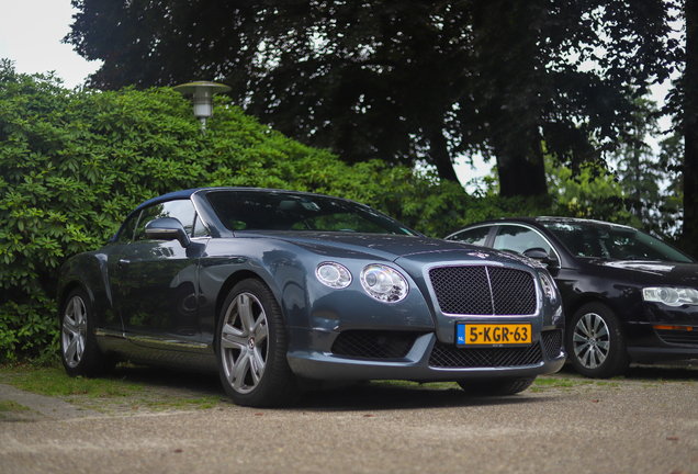 Bentley Continental GTC V8
