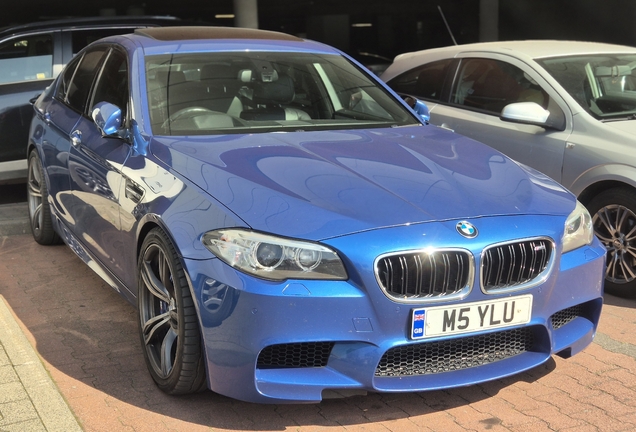 BMW M5 F10 2011