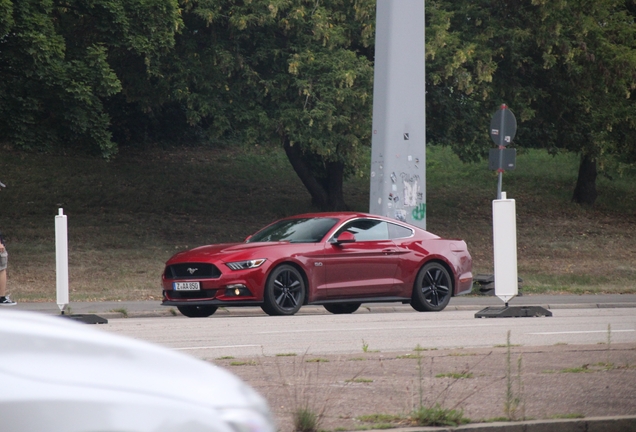 Ford Mustang GT 2015