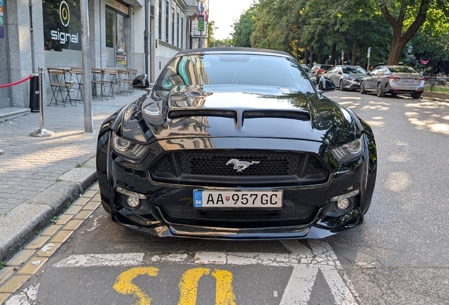 Ford Mustang GT Convertible 2015
