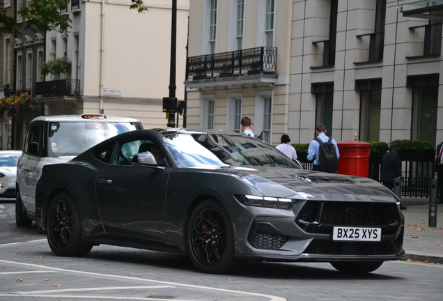 Ford Mustang GT 2024