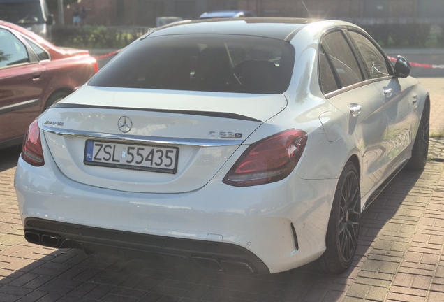 Mercedes-AMG C 63 S W205