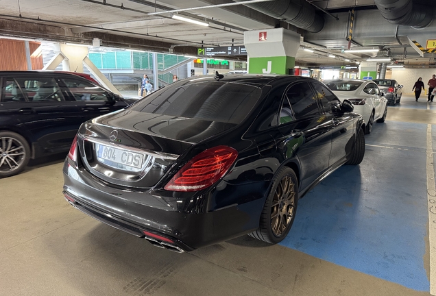 Mercedes-Benz S 63 AMG V222