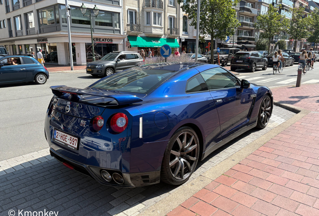 Nissan GT-R