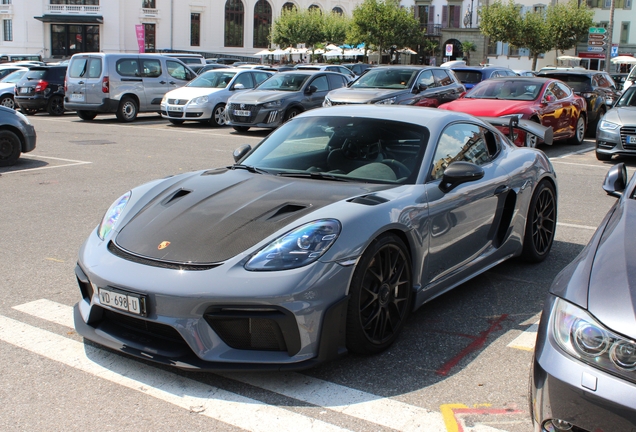 Porsche 718 Cayman GT4 RS Weissach Package