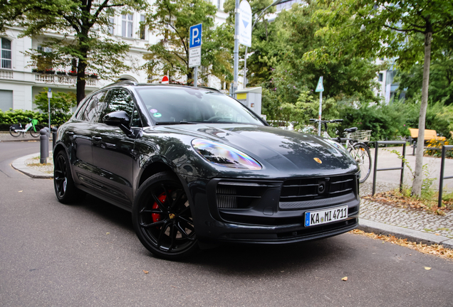Porsche 95B Macan GTS MkIII