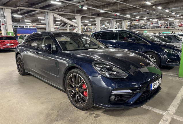 Porsche 971 Panamera Turbo Sport Turismo