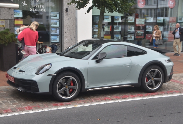 Porsche 992 Dakar