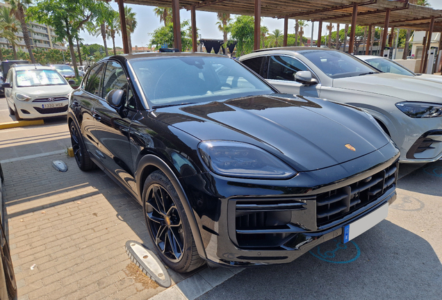 Porsche Cayenne Coupé Turbo E-Hybrid
