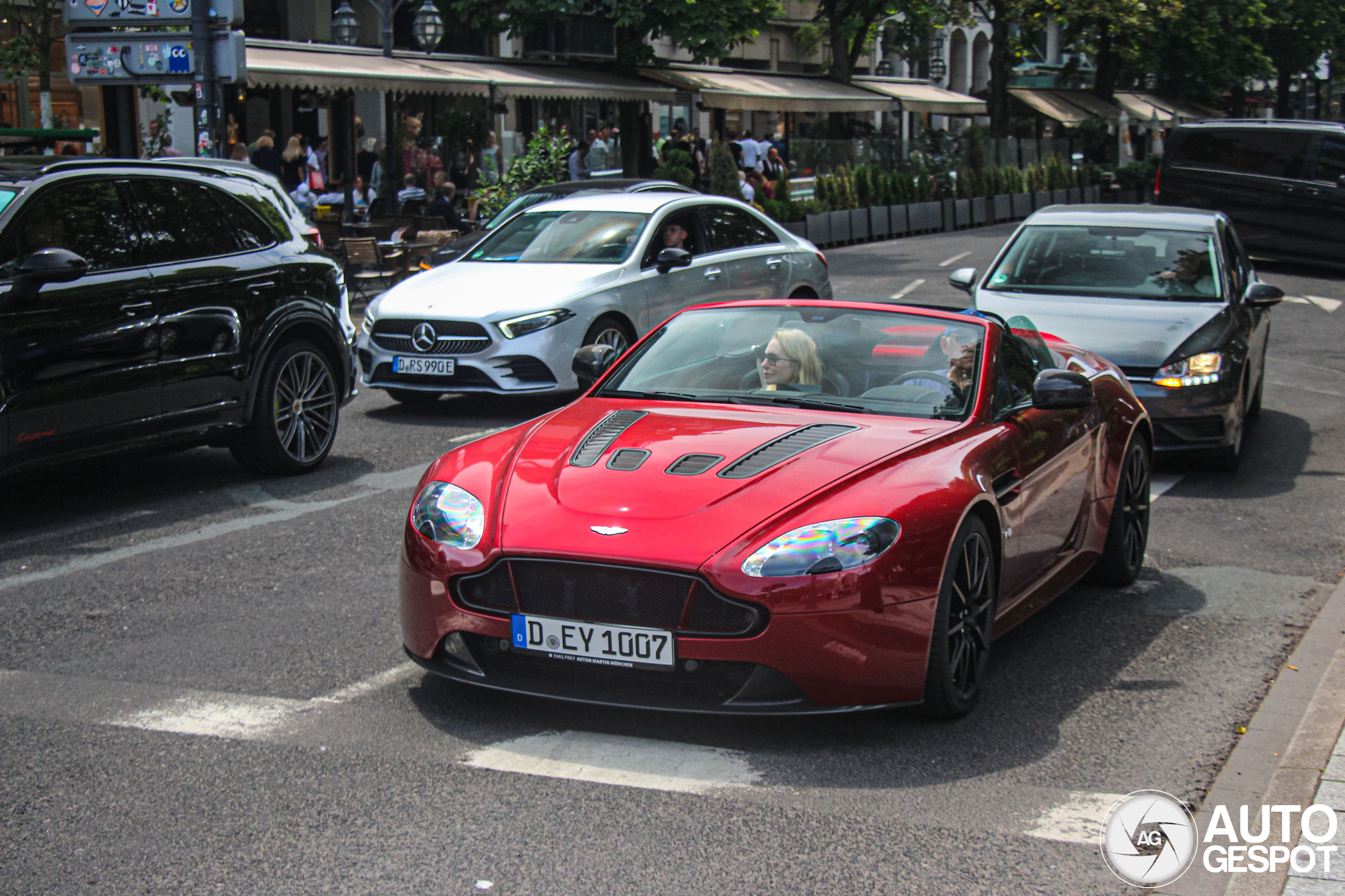 Aston Martin V12 Vantage S Roadster - 17 August 2025 - Autogespot