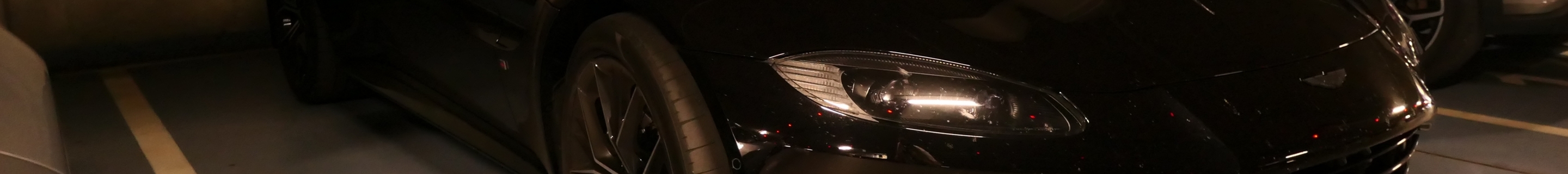 Aston Martin V8 Vantage Roadster 2020