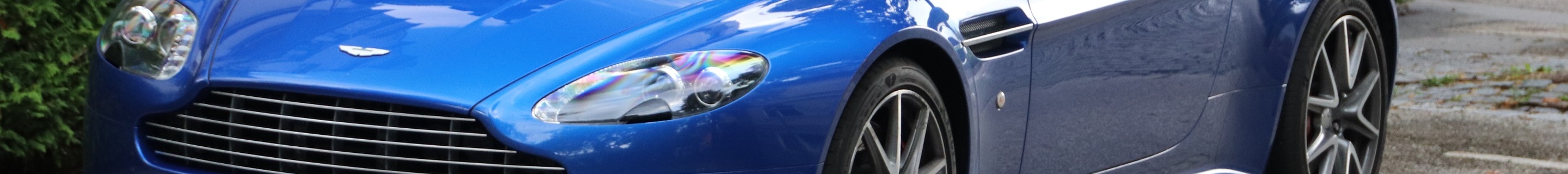 Aston Martin V8 Vantage S