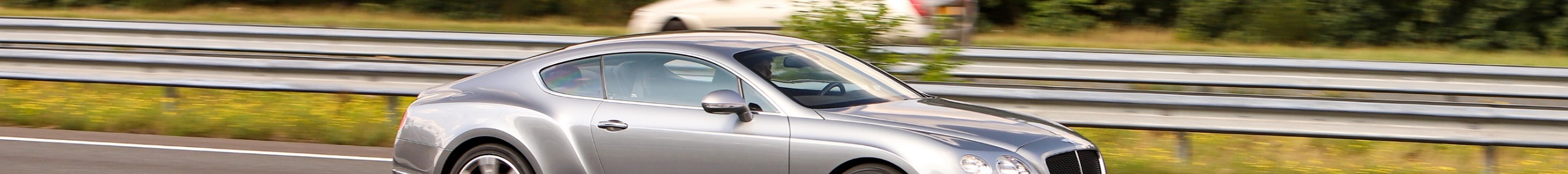 Bentley Continental GT V8