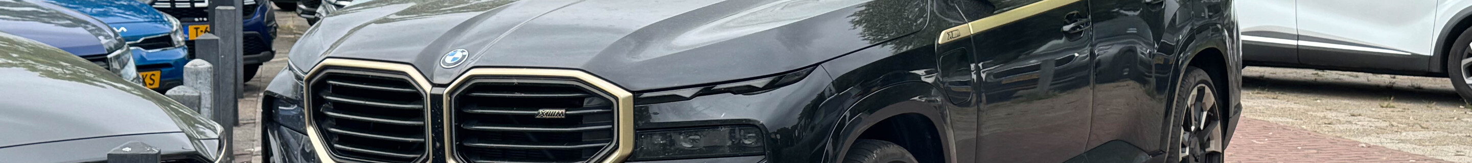 BMW XM G09