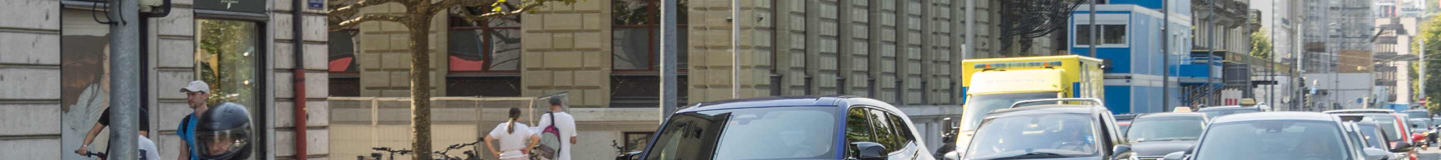 BMW XM G09