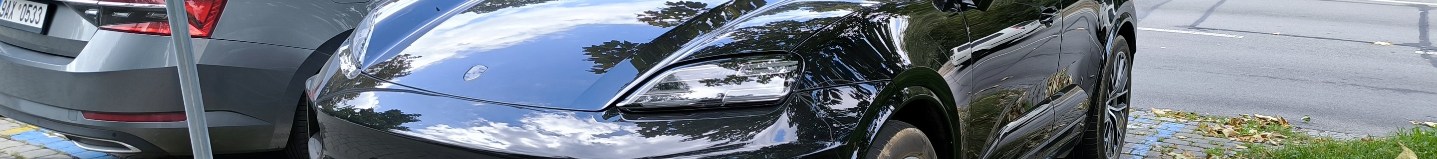 Porsche Macan EV Turbo