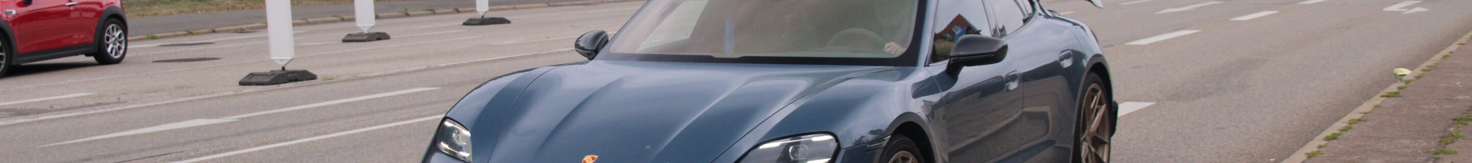 Porsche Taycan Turbo GT Weissach Package