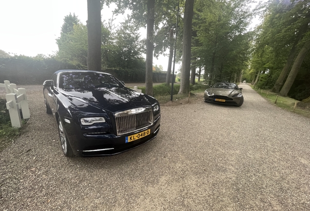 Aston Martin DB11 V8 Volante